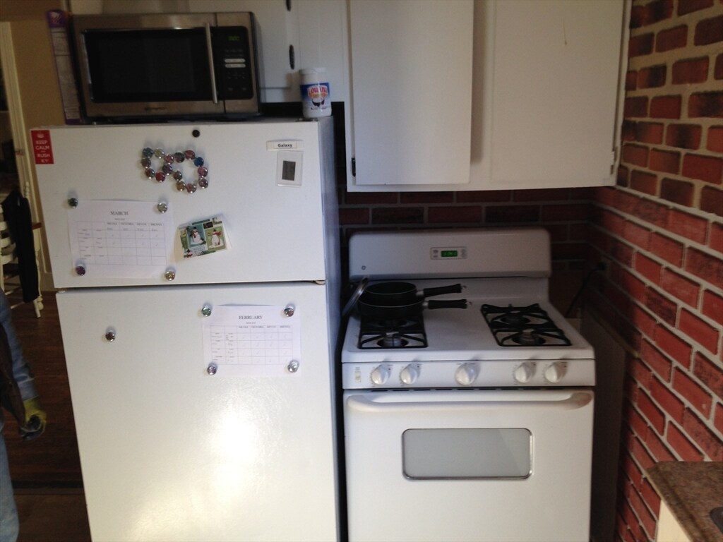 Building Photo - 71 S Huntington Ave