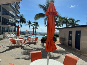 Building Photo - 3800 Galt Ocean Dr