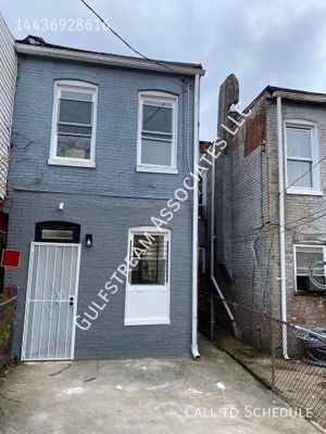 Building Photo - 2114 Hollins St