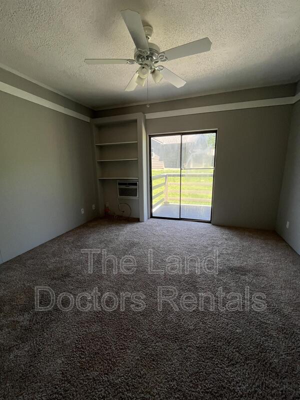 Building Photo - 11658 CR 3586