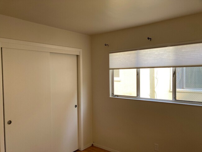 Building Photo - 1423 Walnut St