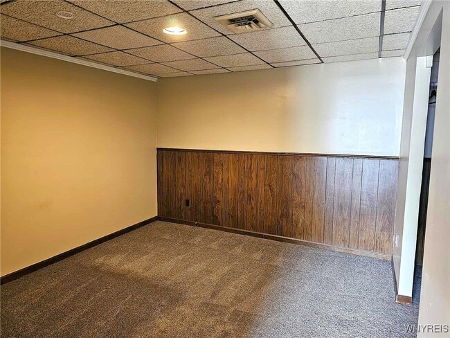 Building Photo - 1704 Abbott Rd