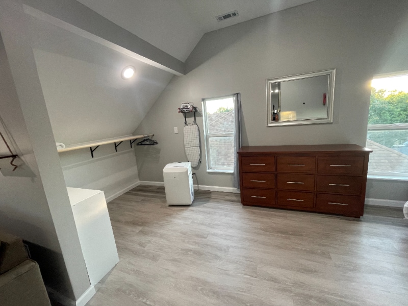 Building Photo - 4522 E Washington St