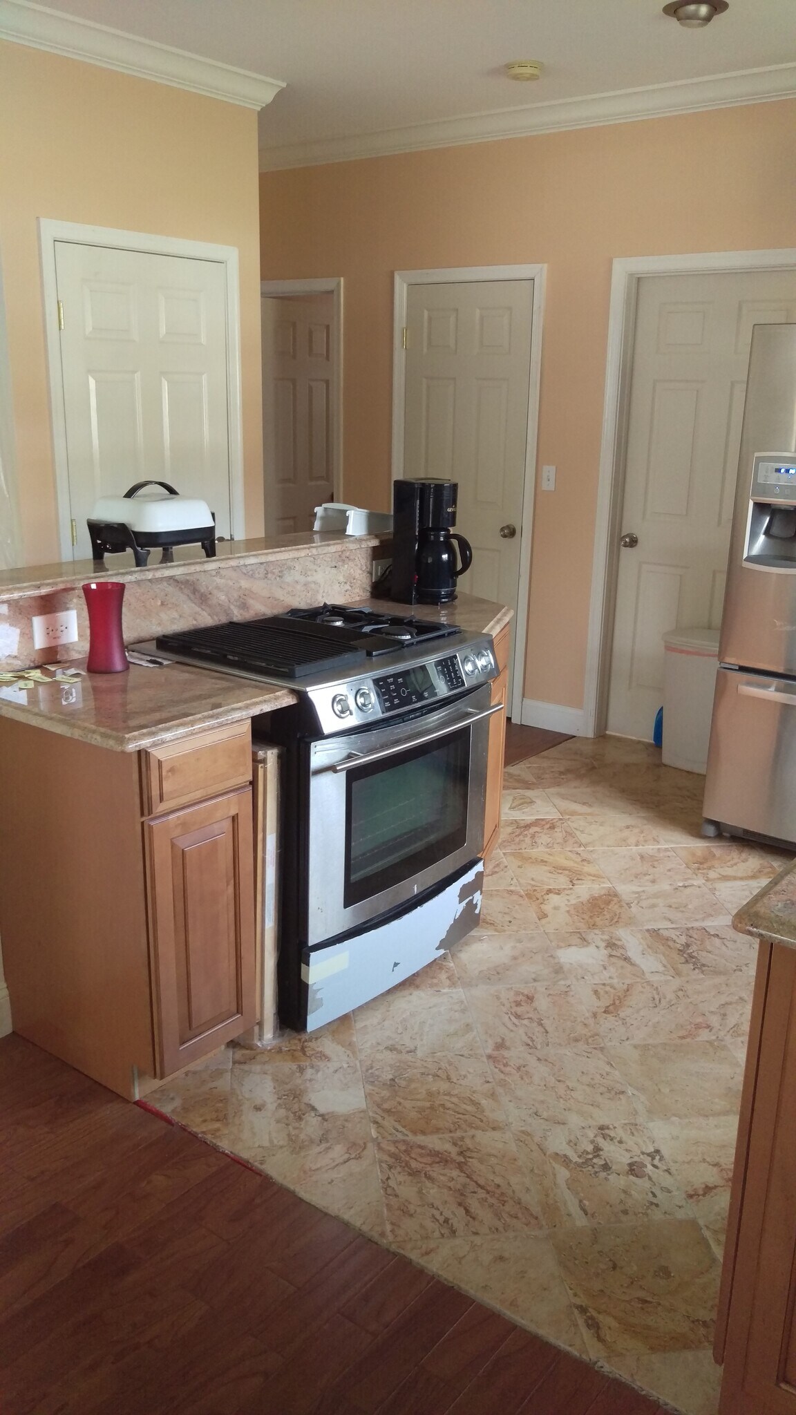 Building Photo - 121 3rd St