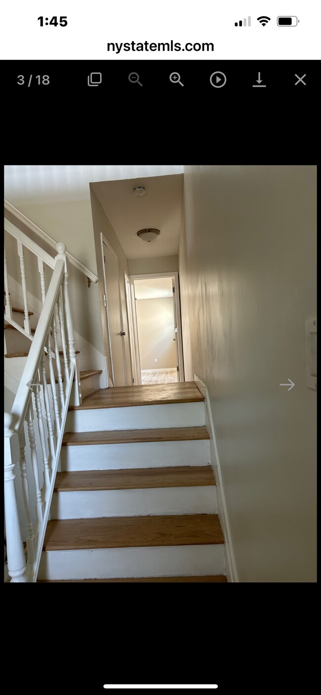 Building Photo - 190 Woehrle Ave