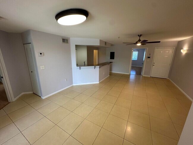 Building Photo - 800 Scotia Dr
