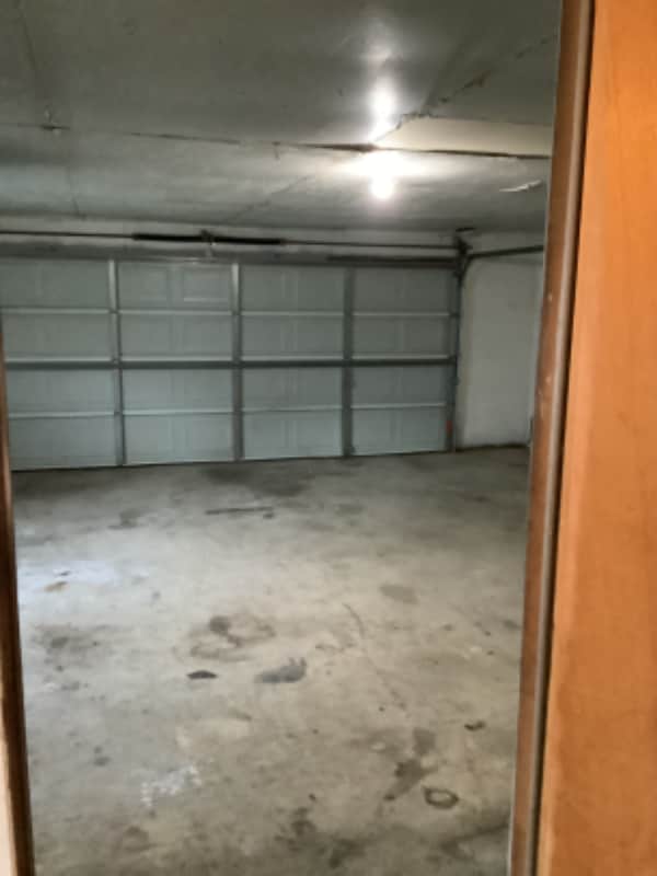 Building Photo - 9590 SW McAdoo Rd