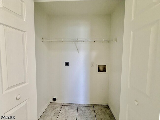 Building Photo - 4737 28th St SW