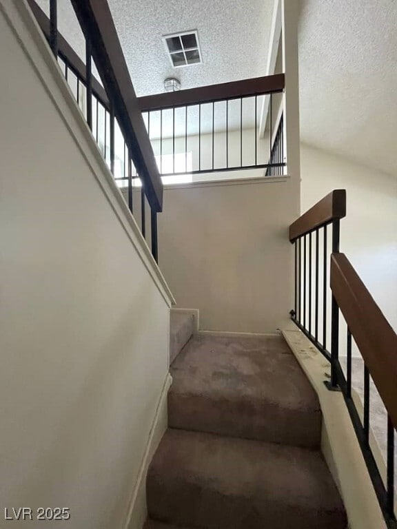 Building Photo - 321 S Bent Creek Dr