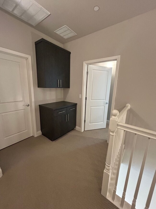 Building Photo - Stone Creek Home