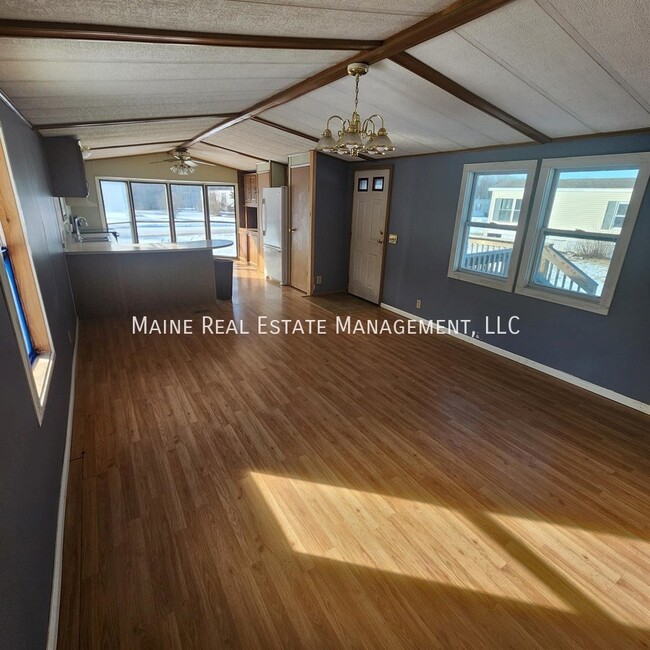 Building Photo - 3 Bearberry Rd