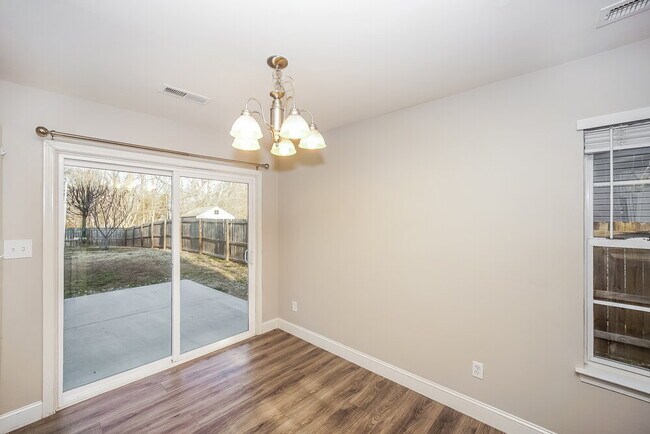 Building Photo - 125 Camforth Dr