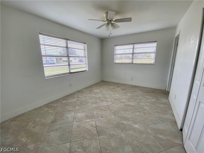 Building Photo - 4819 Marine Dr