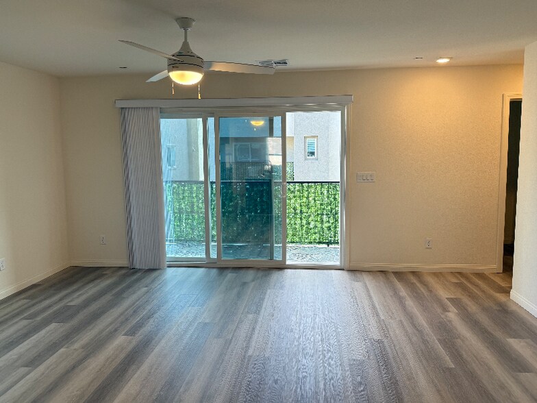 Building Photo - 6831 Truffle Gray St