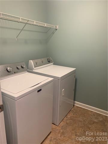 Building Photo - 2519 Stockbridge Dr