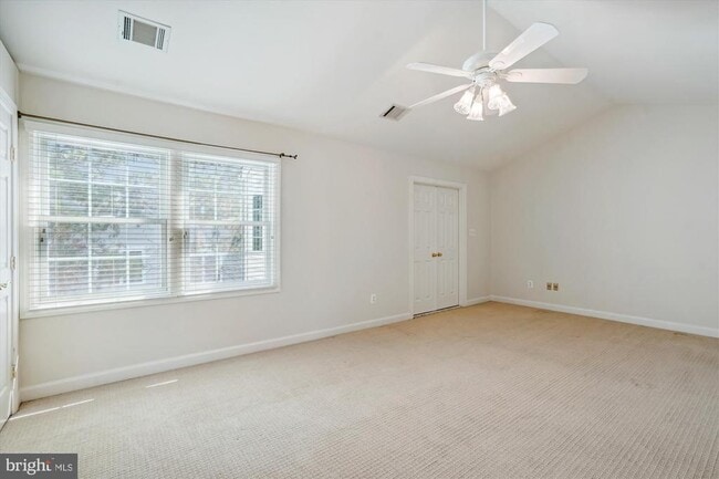 Building Photo - 4524 Fair Valley Dr