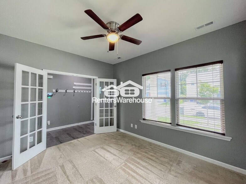 Building Photo - 108 Mdws Lndg Ln