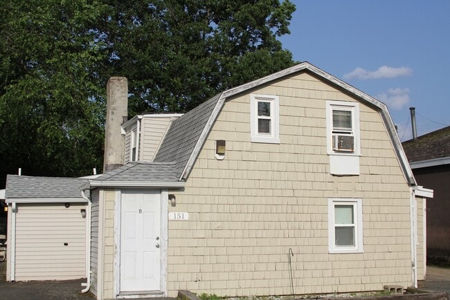 Primary Photo - 151 Canton St
