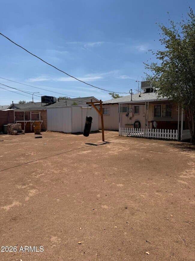 Building Photo - 8619 N 30th Dr