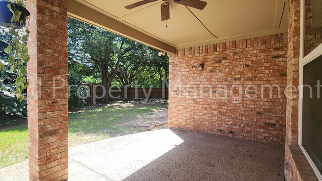 Building Photo - 329 Parkhurst Ln