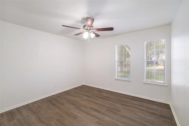Building Photo - 4104 Harcourt Dr