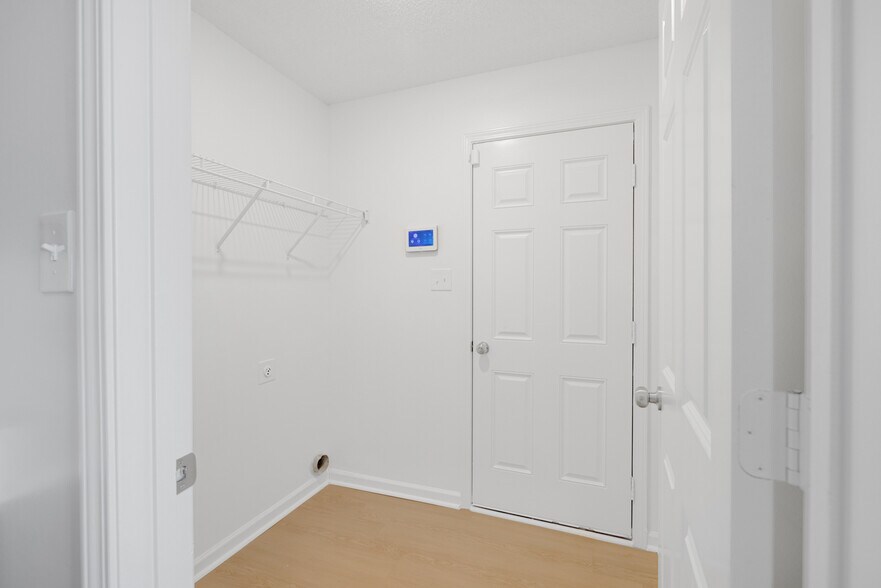 Building Photo - 8131 Mary Payton Dr