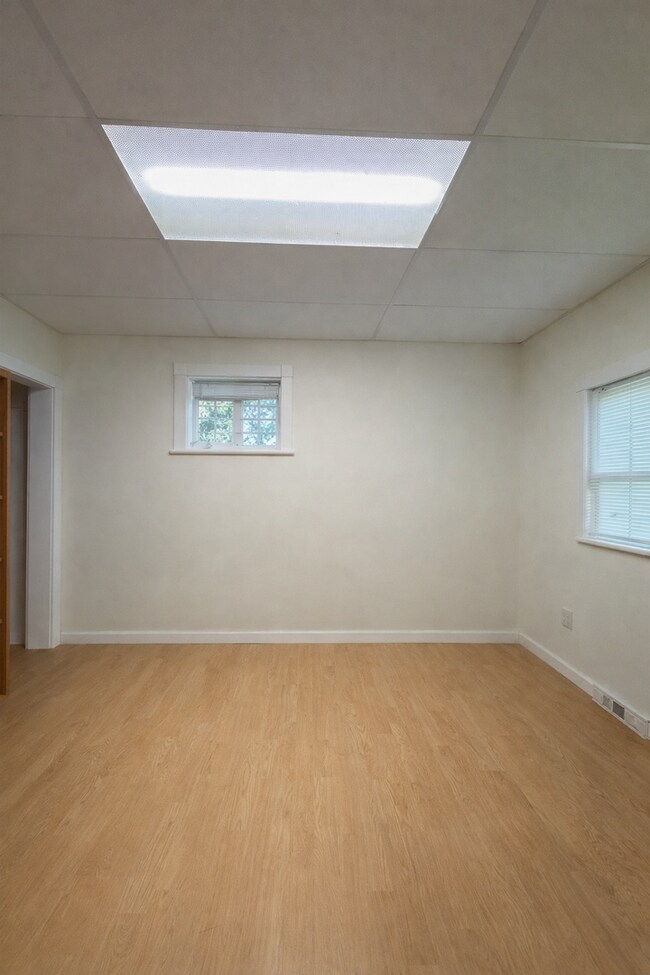 Building Photo - 1806 Black River Rd