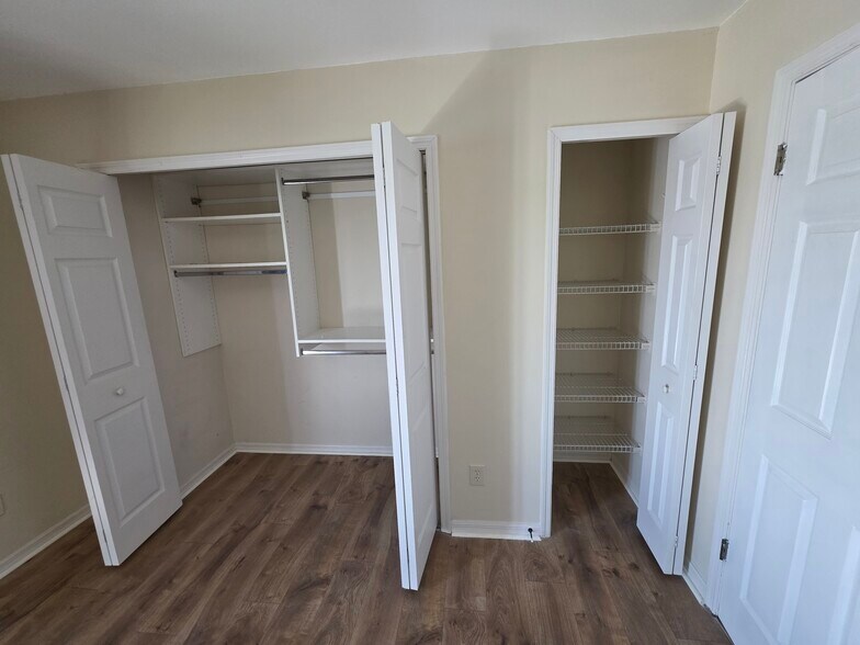 Building Photo - 16586 Brigadoon Dr