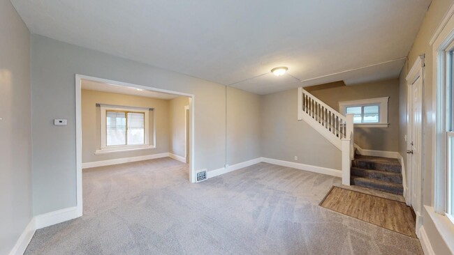 Building Photo - LEASE TO OWN your home! - 3 Bed / 1 Bath i...