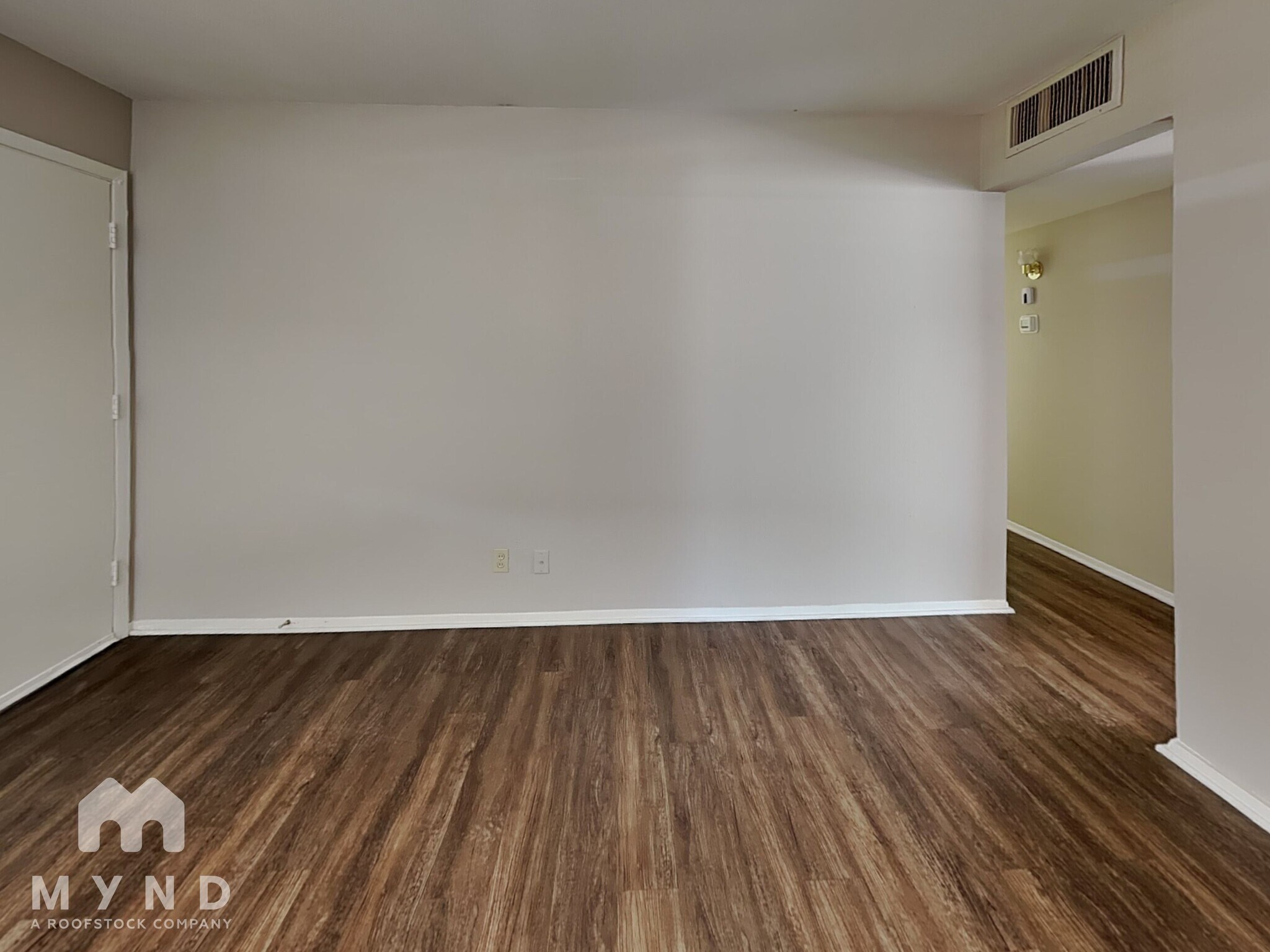 Building Photo - 3117 W Aster Dr