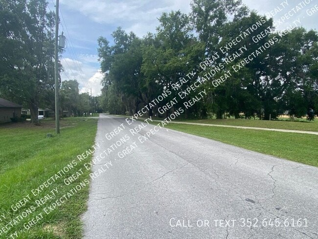 Building Photo - 6761 SE 105th Pl