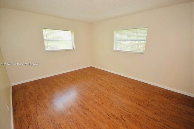 Building Photo - 5100 SW 64th Ave
