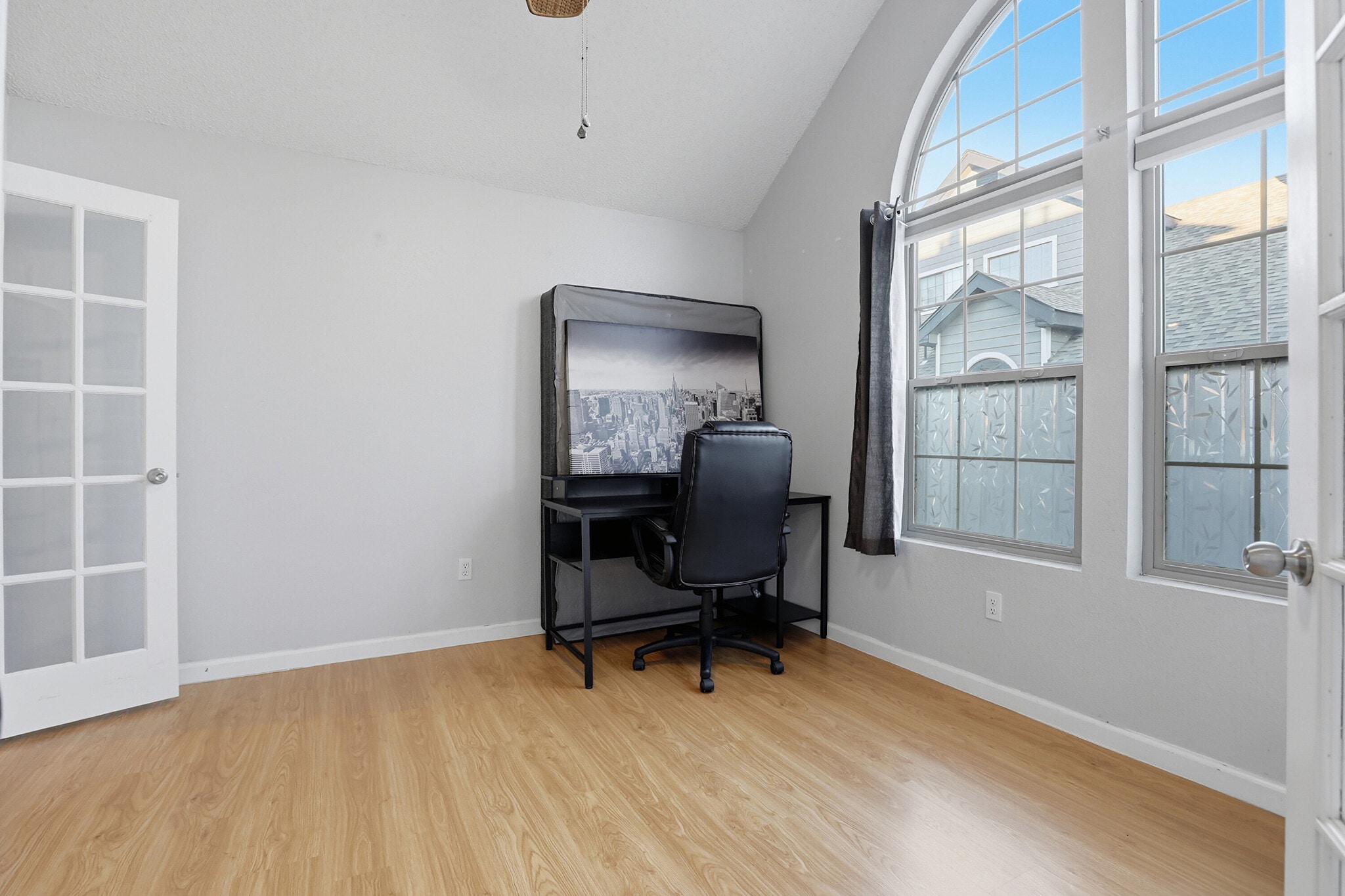 Building Photo - 8327 S Upham Way