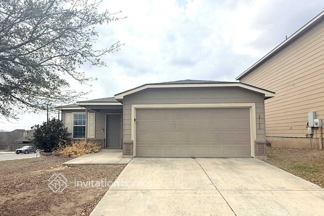 Building Photo - 27305 Paraiso Manor