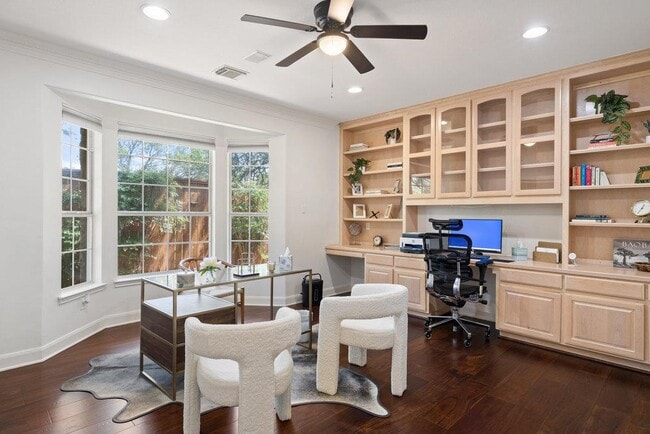 Building Photo - 2106 Rue De St Germaine