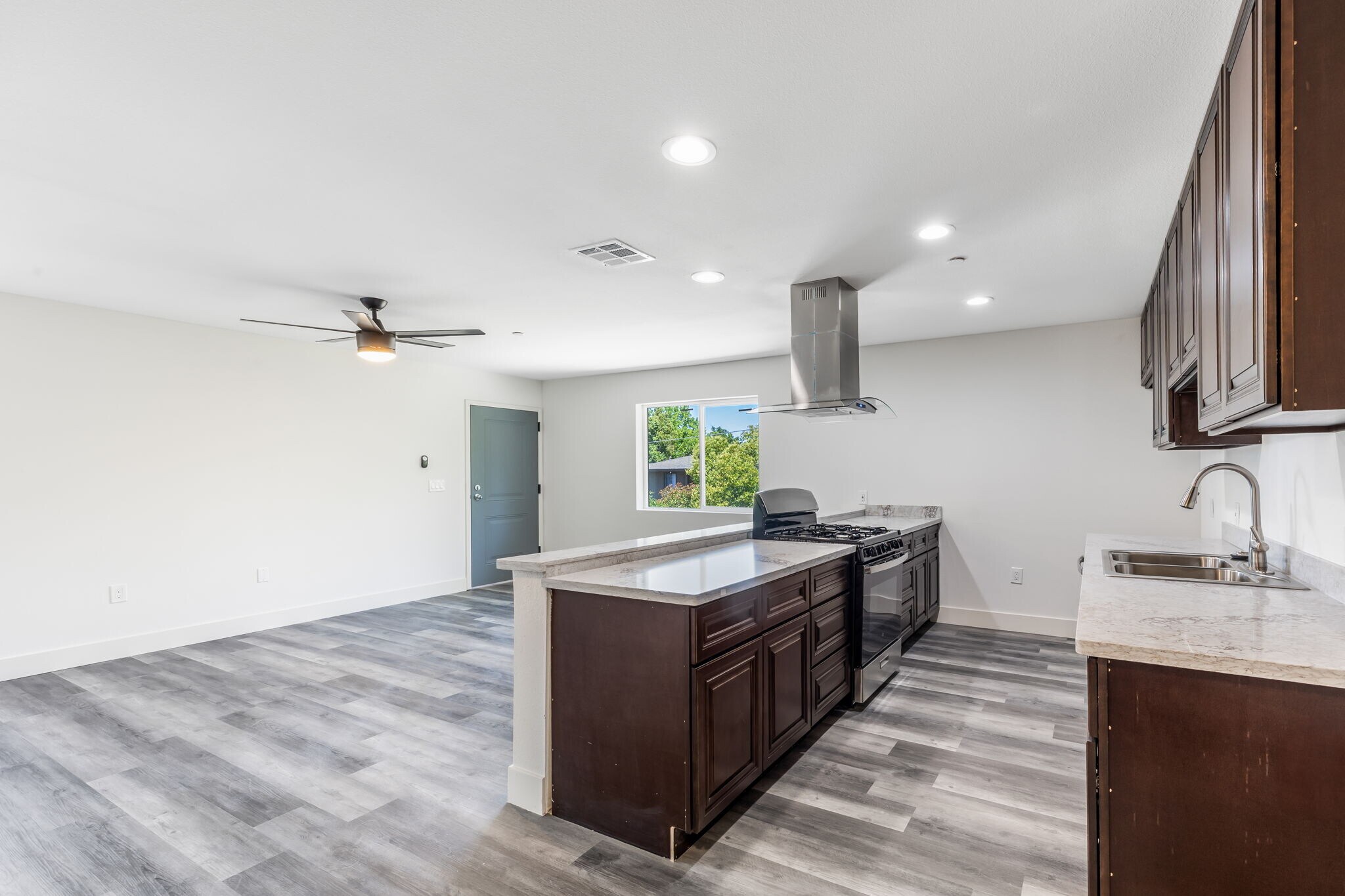 Building Photo - 2409 Cava Ct