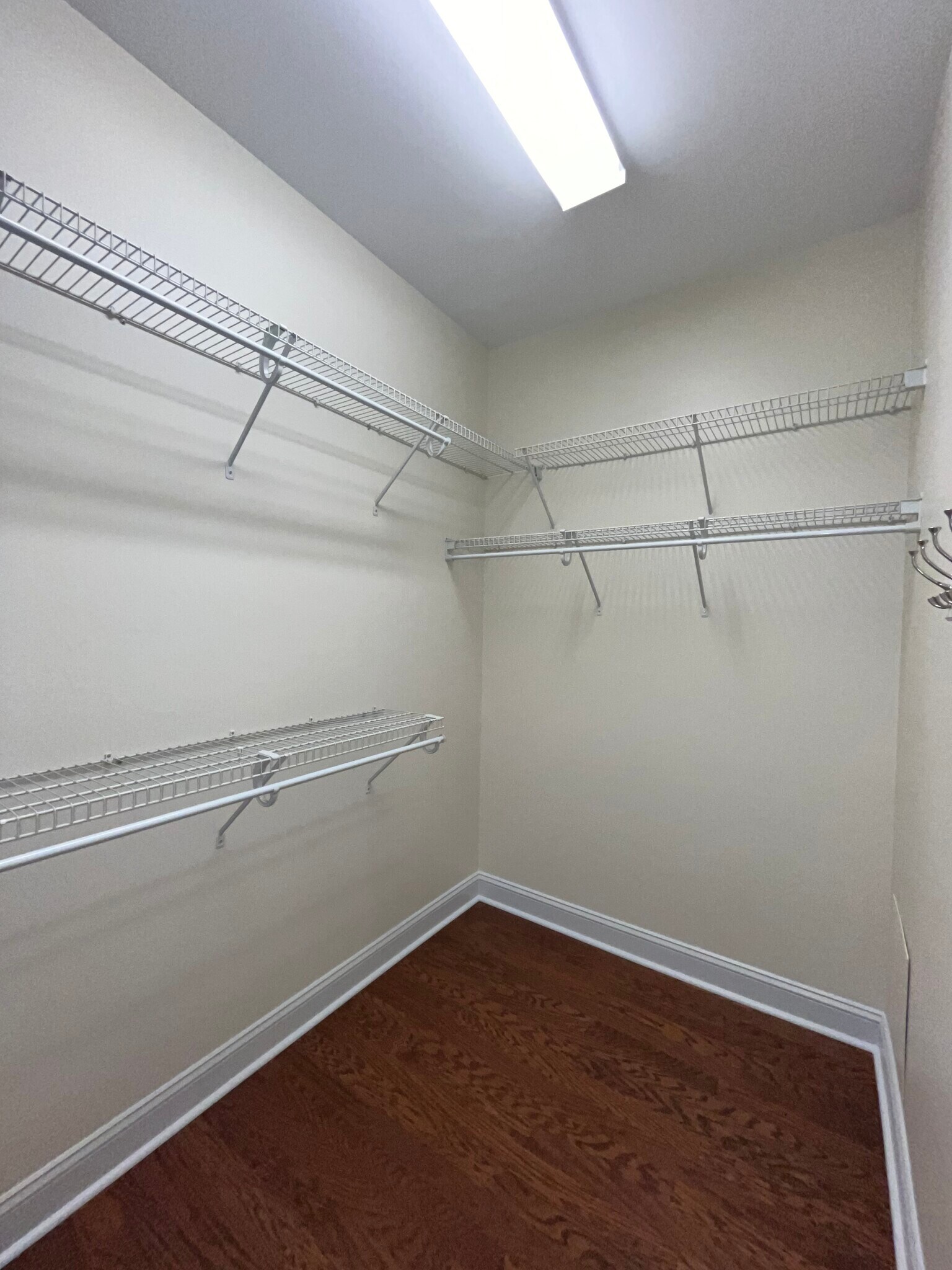 Building Photo - 212 Fountainhead Ln