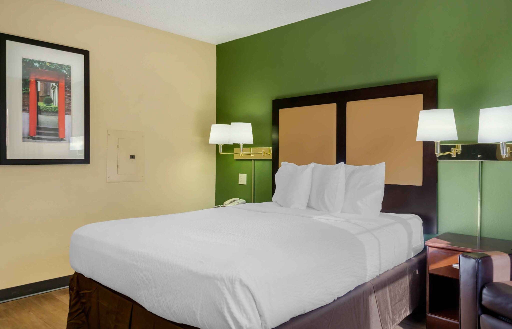 Building Photo - Furnished Studio-Olympia - Tumwater