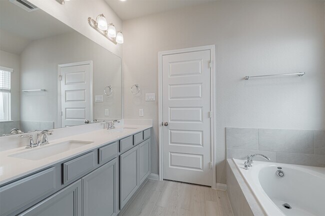 Building Photo - 1130 Muscadine Hollow Ln