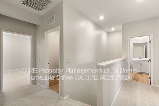 Building Photo - 40702 Birchfield Dr