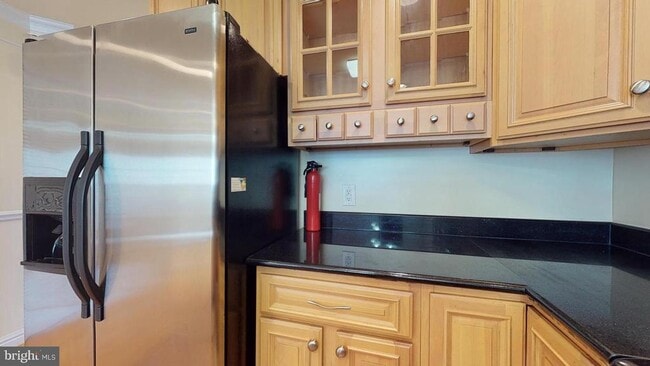 Building Photo - 615 16th St NE