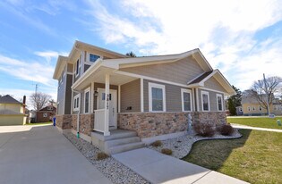 Building Photo - 3807 7th Ave