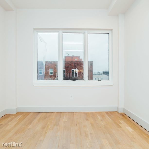 Building Photo - 83 Starr St