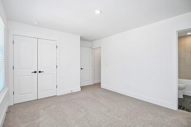 Full bedroom - third floor - 2613 Dr Carver Rd