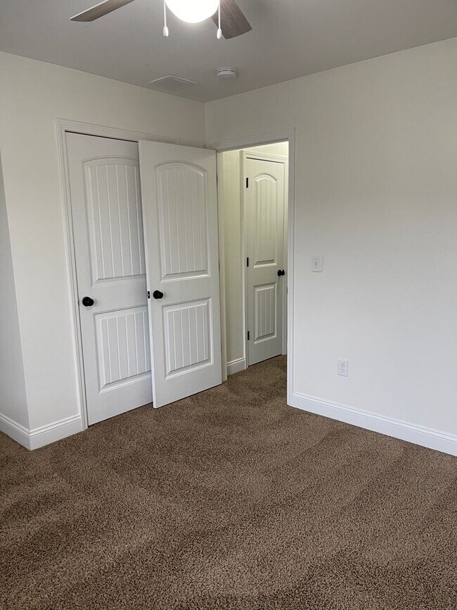 Building Photo - Available November 07,2025