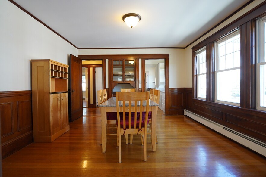 Building Photo - 467 Washington St