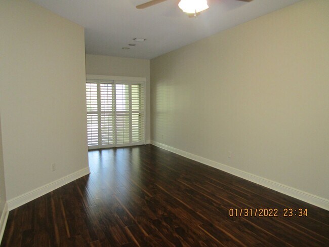 Building Photo - 2412 St Andrews Blvd