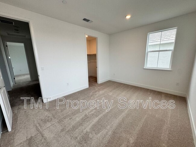 Building Photo - 10315 Marama Wy