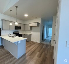 Building Photo - 13483 Commodus Dr