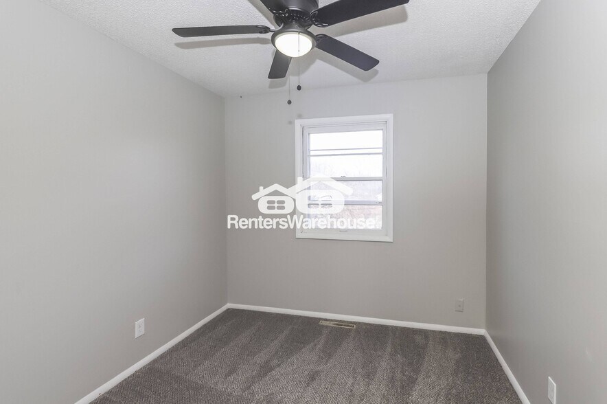 Building Photo - 4714 E 40th Terrace